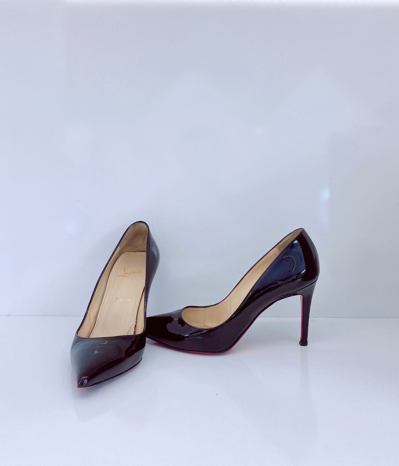 BLACK PATENT LEATHER PIGALLE PUMPS 38