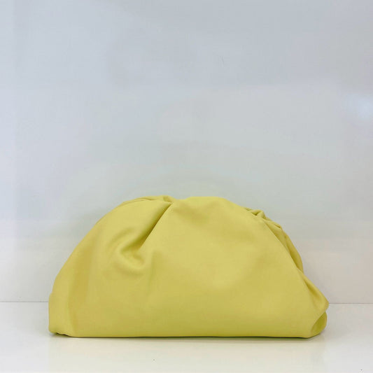 LIME GREEN THE POUCH CALFSKIN LEATHER CLUCTH