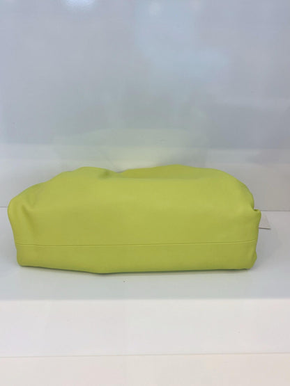 LIME GREEN THE POUCH CALFSKIN LEATHER CLUCTH