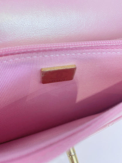 PINK IRIDESCENT LAMBSKIN LEATHER WITH PEARL IMMITATIONS WALLET ON CHAIN