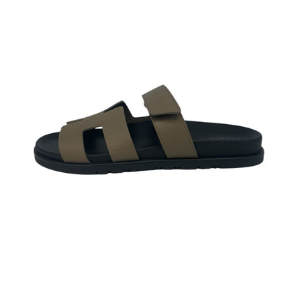 ETOUPE EPSOM AND CALFSKIN LEATHER CHYPRE SANDALS 39.5