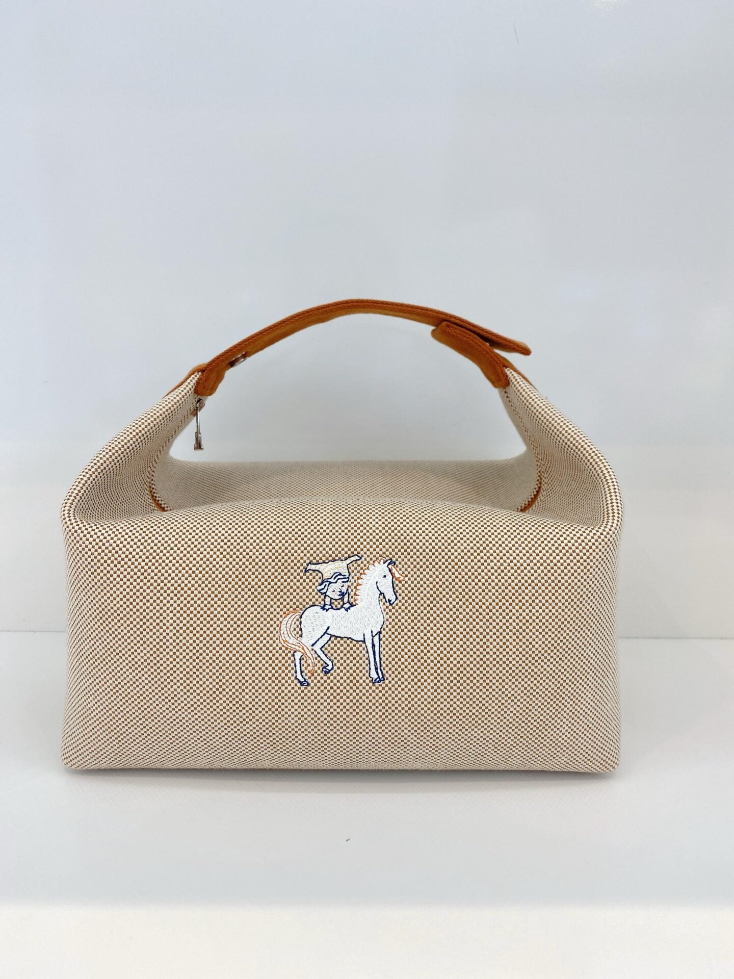 BISCUIT CANVAS LARGE BRIDE-A-BRAC CABRIOLE CASE