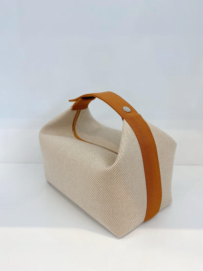 BISCUIT CANVAS LARGE BRIDE-A-BRAC CABRIOLE CASE