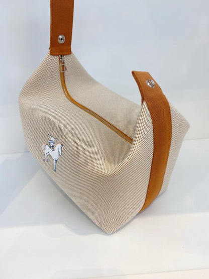 BISCUIT CANVAS LARGE BRIDE-A-BRAC CABRIOLE CASE