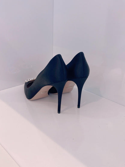 BLACK SATIN GG CRYSTAL POINTED TOE PUMPS 39