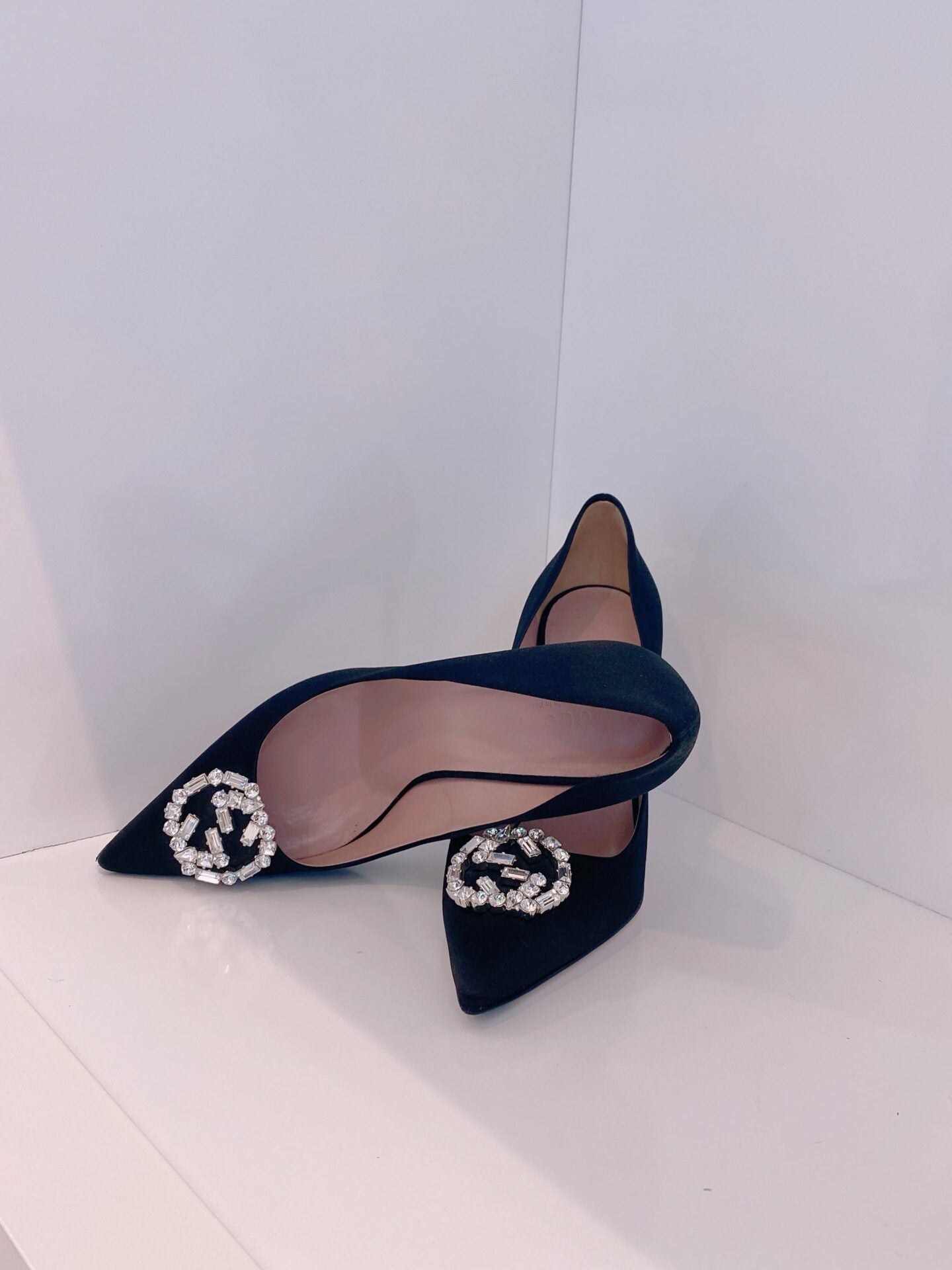 BLACK SATIN GG CRYSTAL POINTED TOE PUMPS 39