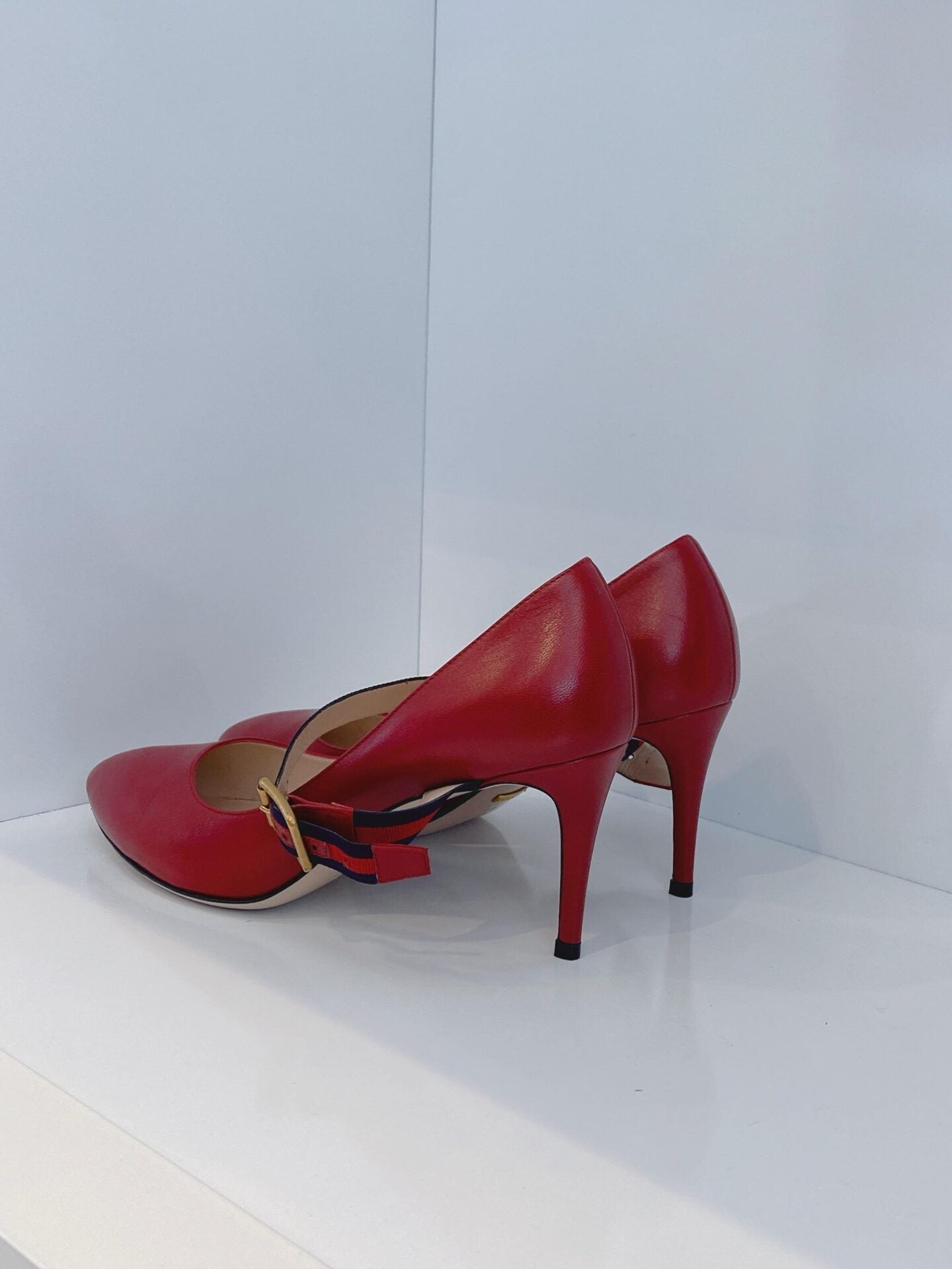 RED LEATHER SYLVIE VINTAGE WEB STRAP PUMPS 39.5