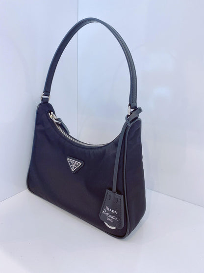 BLACK NYLON MINI RE-EDITION 2005 SHOULDER BAG