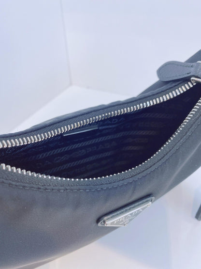 BLACK NYLON MINI RE-EDITION 2005 SHOULDER BAG