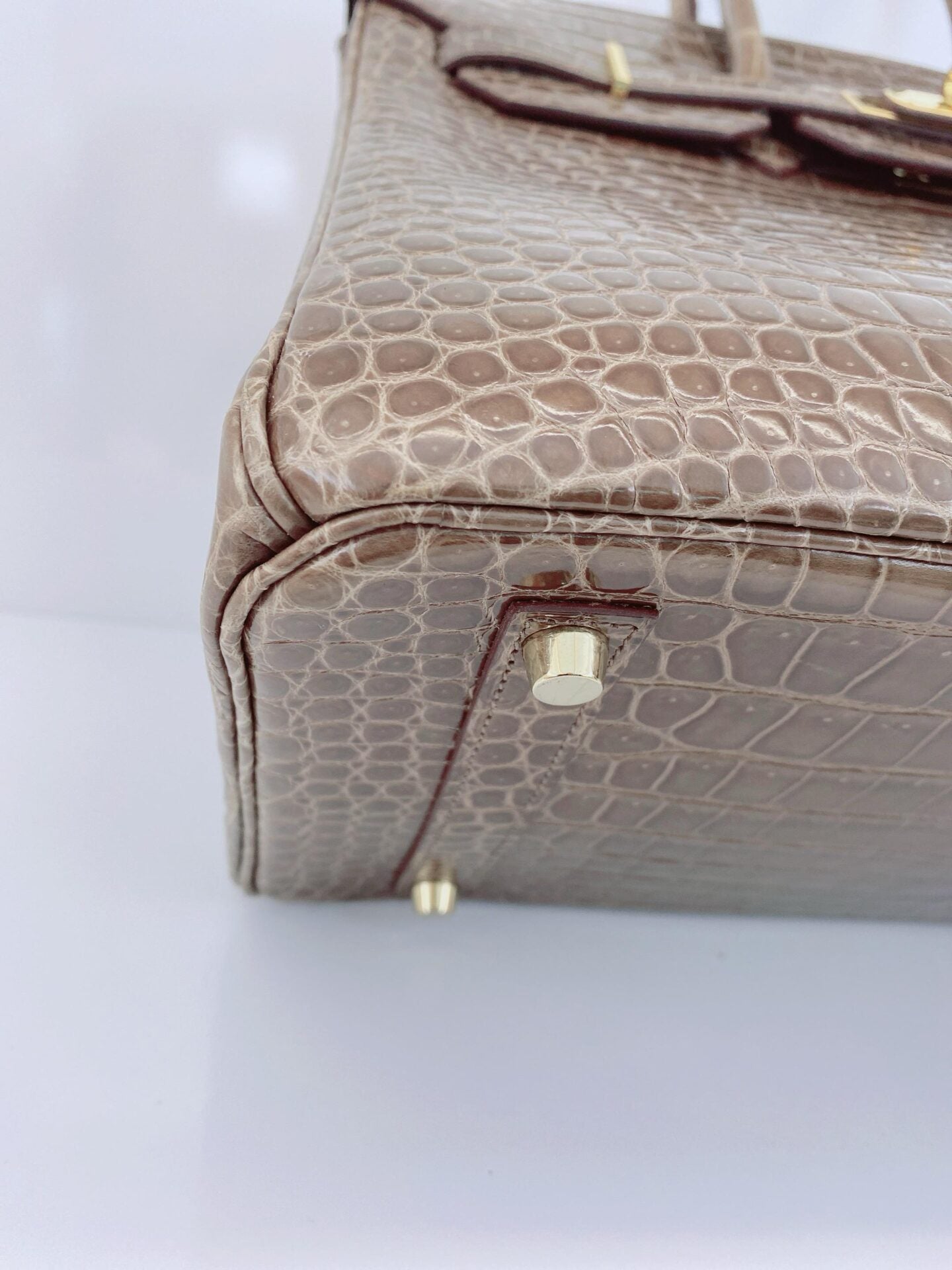 GRIS ELEPHANT SHINY POROSUS CROCODILE BIRKIN 35 GOLD HARDWARE