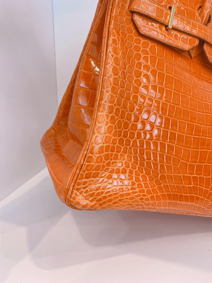 FEU ORANGE SHINY POROSUS CROCODILE BIRKIN 35 GOLD HARDWARE
