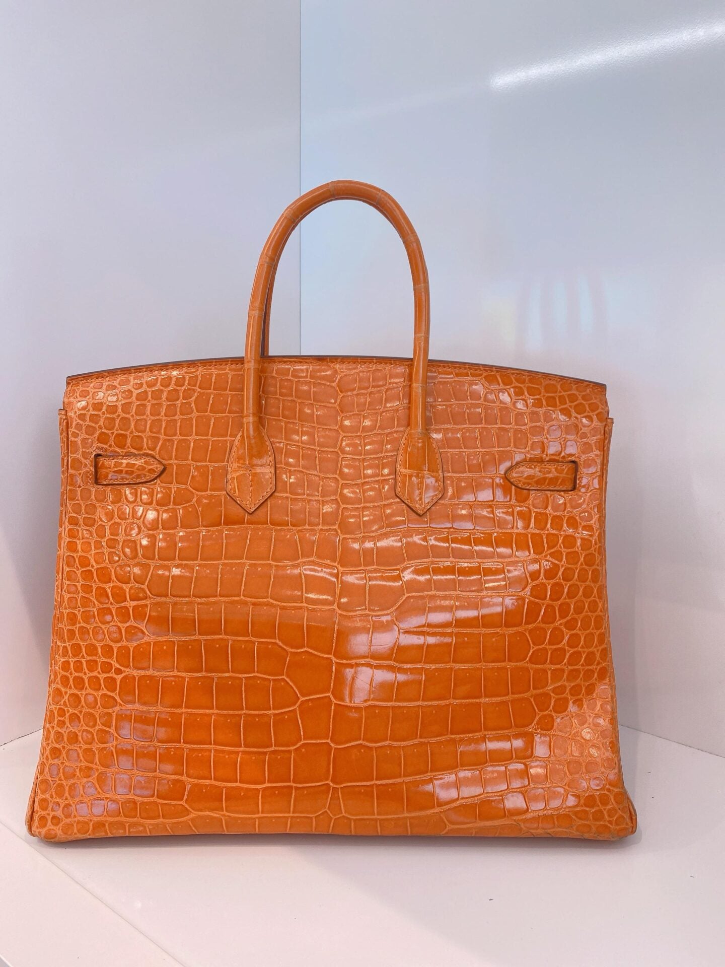 FEU ORANGE SHINY POROSUS CROCODILE BIRKIN 35 GOLD HARDWARE
