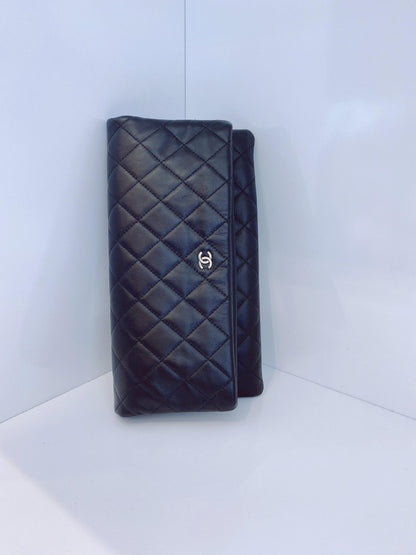 BLACK QUILTED LEATHER FOLD OVER CLUTCH