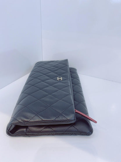 BLACK QUILTED LEATHER FOLD OVER CLUTCH
