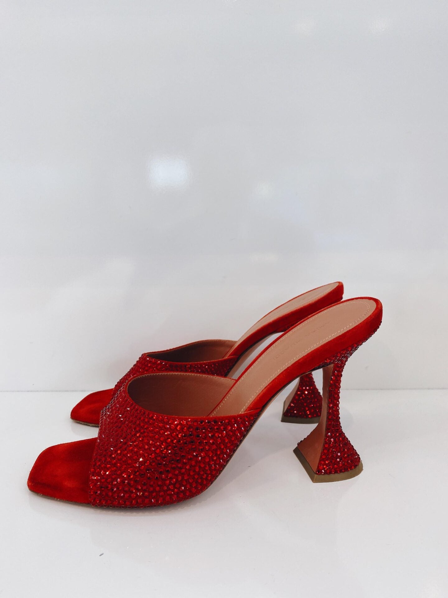 RED CRYSTAL EMBELLISED SUEDE LUPITA SANDALS 40.5