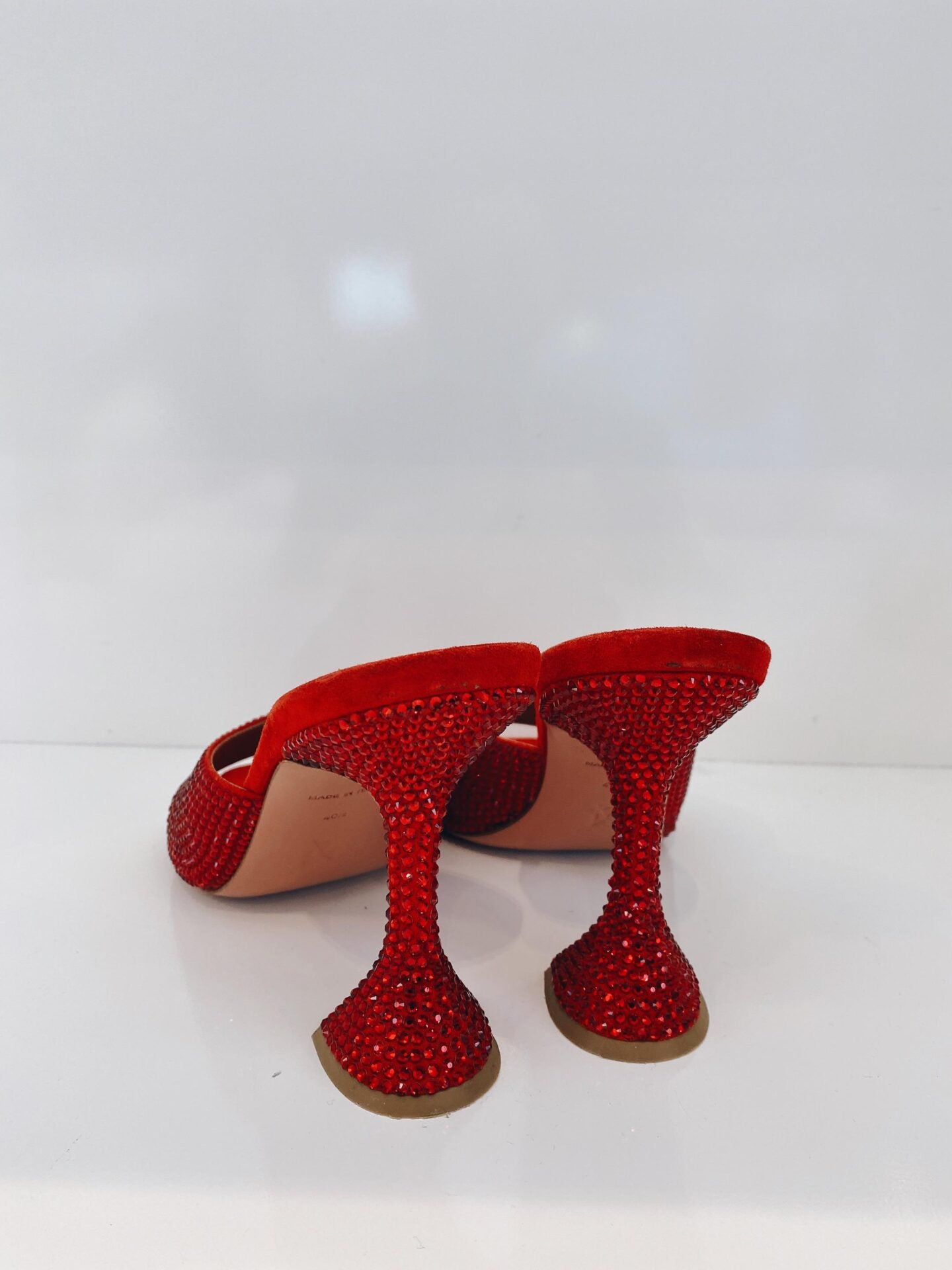 RED CRYSTAL EMBELLISED SUEDE LUPITA SANDALS 40.5