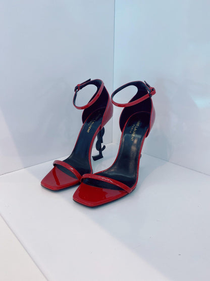 RED PATENT LEATHER AMBER ANKLE STRAP SANDALS 38. 5