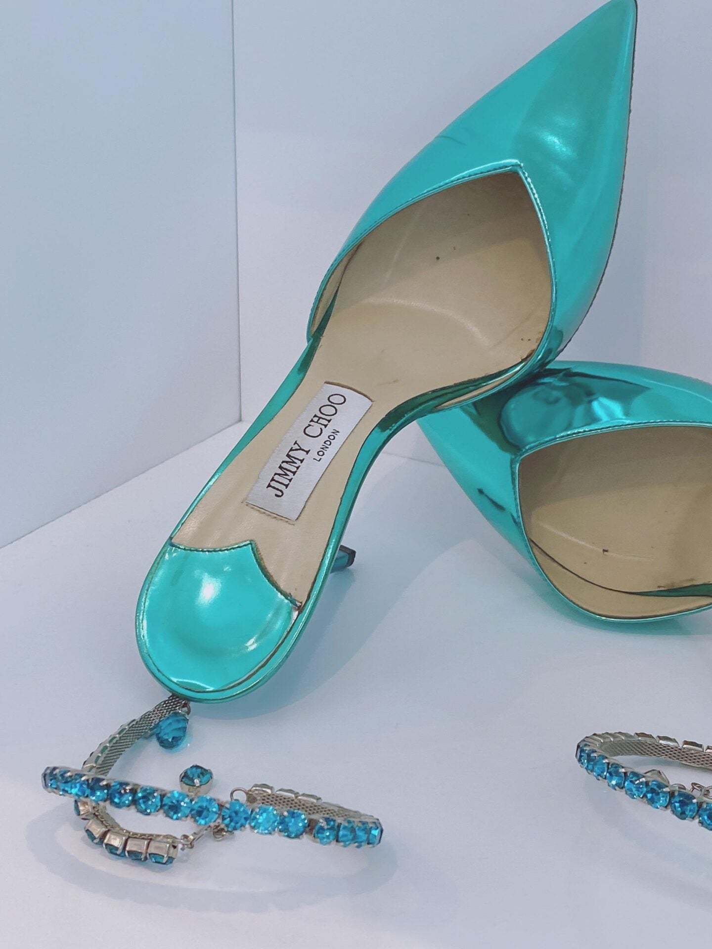 TURQUOISE PATENT LEATHER SAEDA CRYSTAL EMBELLISHED POINTED TOE PUMPS 39