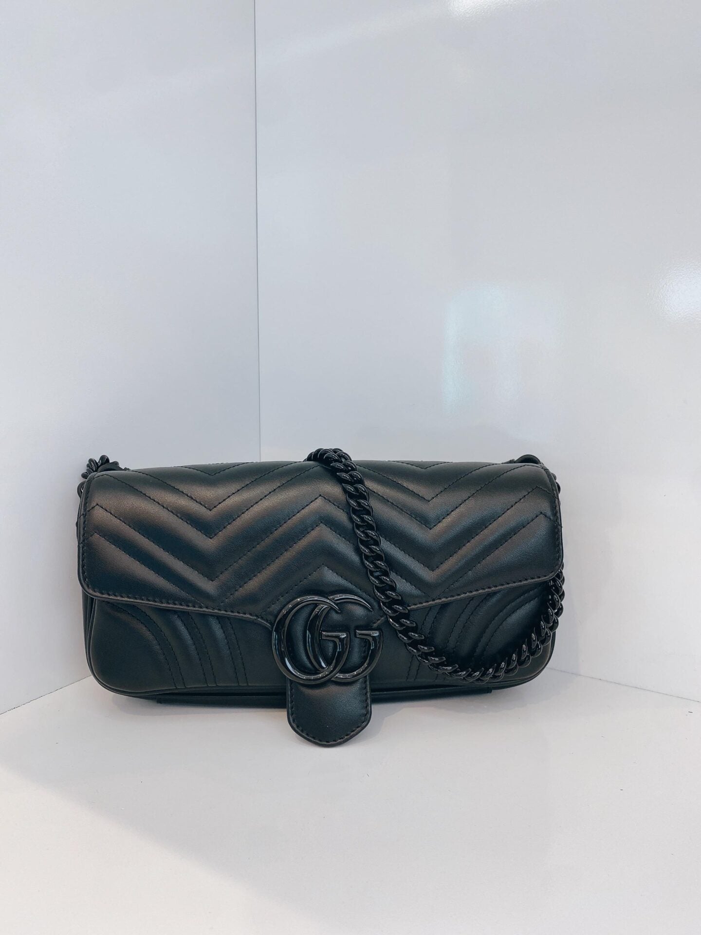 SO BLACK GG MARMONT SMALL SHOULDER BAG