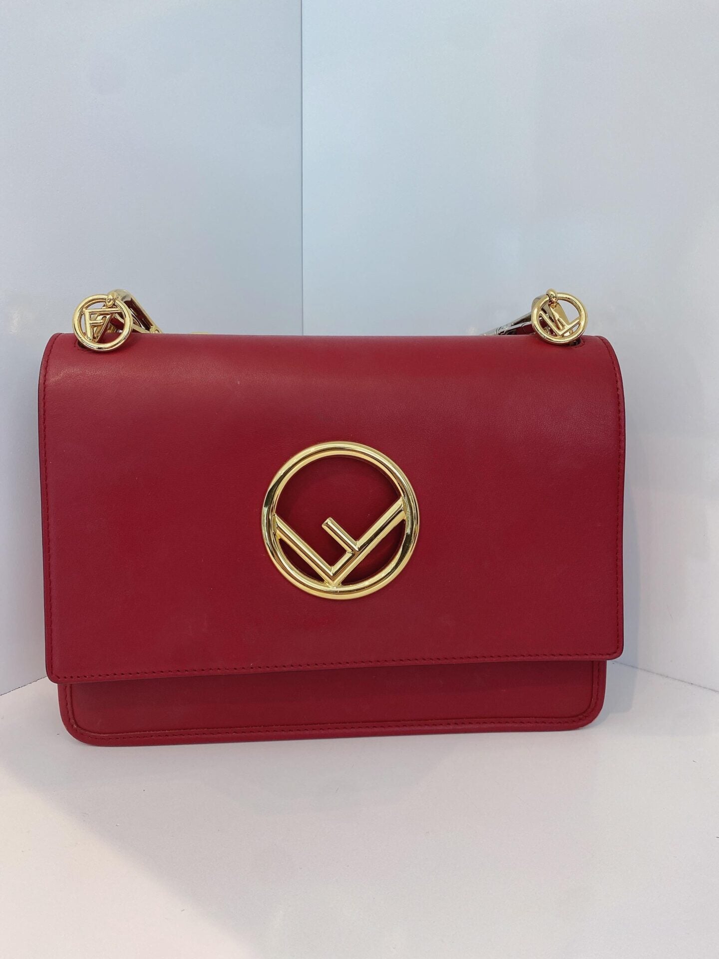 RED LEATHER MEDIUM KAN FLAP HANDLE BAG