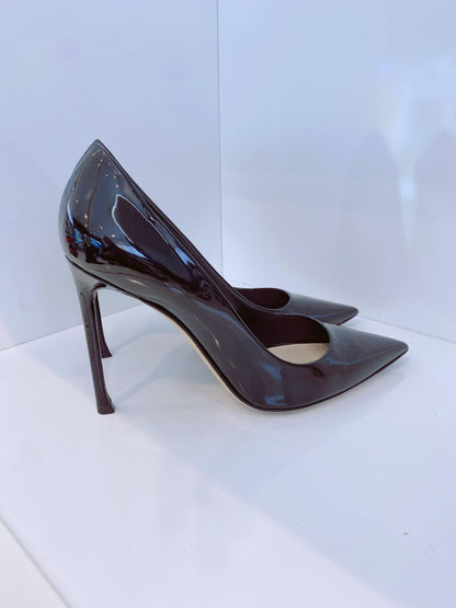 BLACK PATENT POINTED TOE PUMPS 41