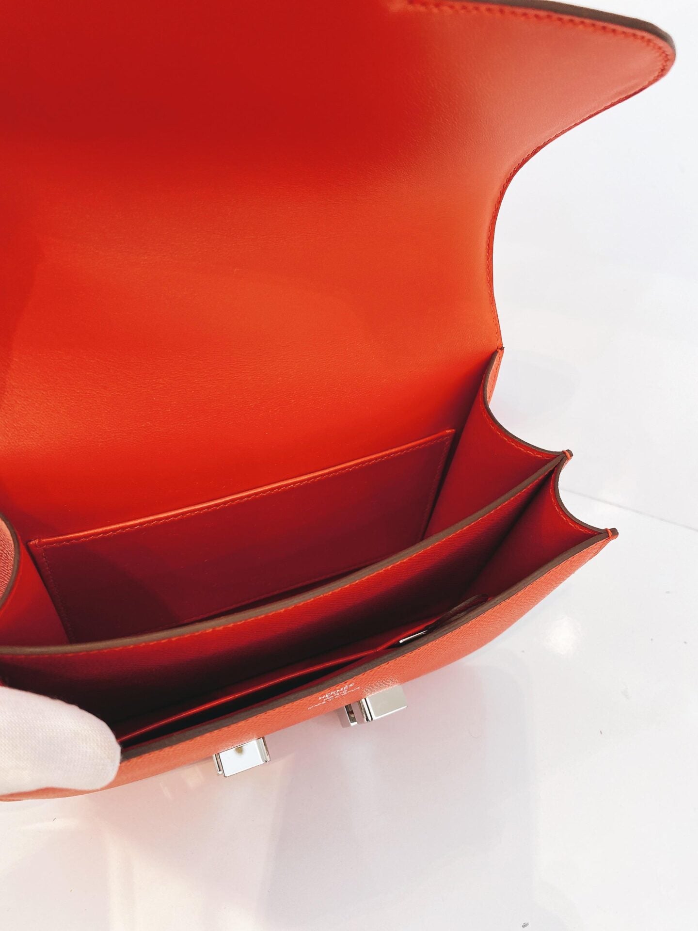 ROUGE RADIEUX CONSTANCE 18 EPSOM LEATHER PALLADIUM HARDWARE