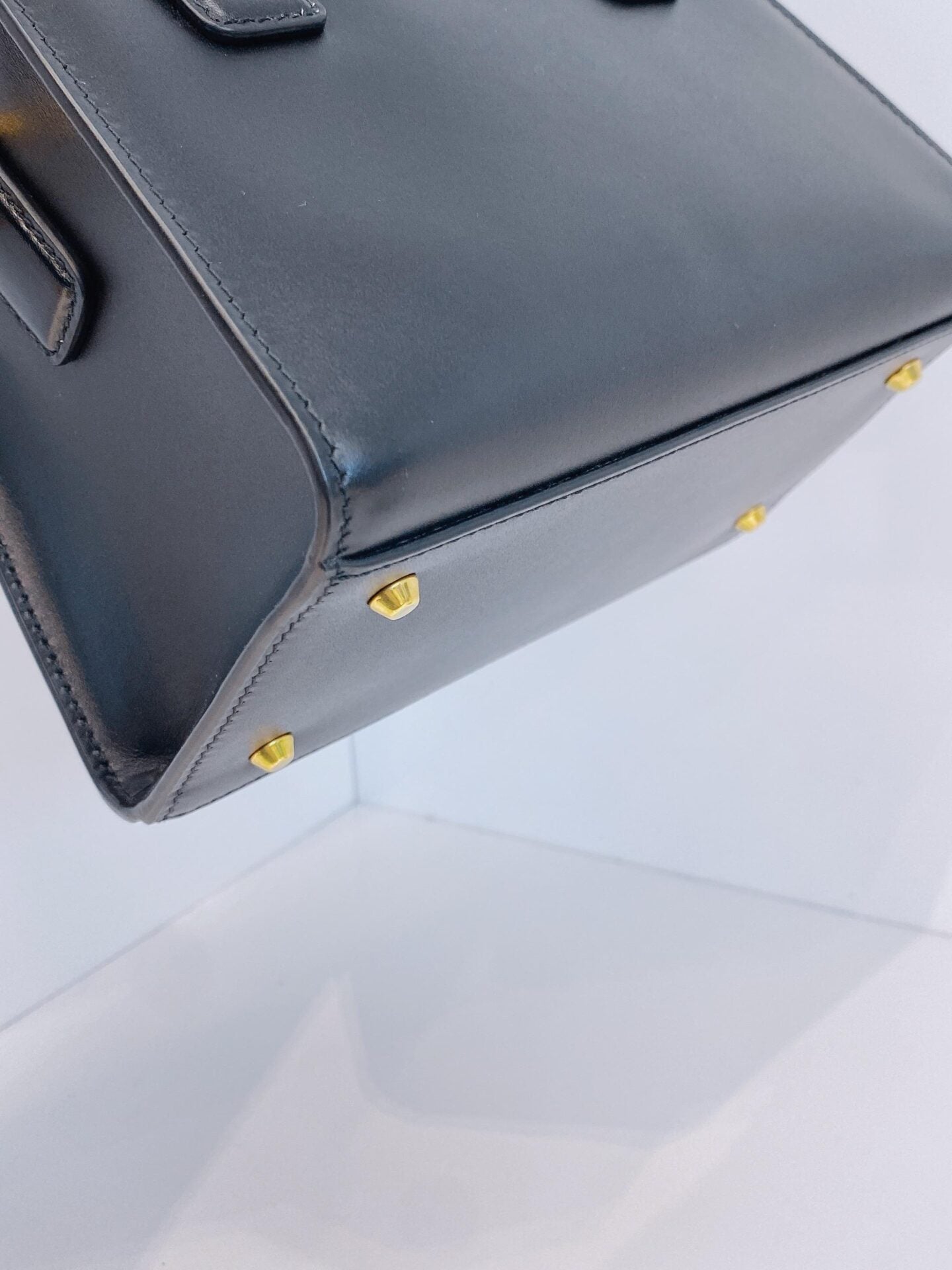 BLACK NEW LINE SHOULDER BAG