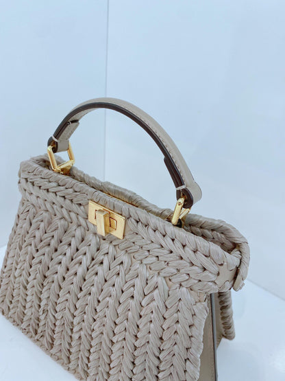 GRAY EMBROIDERED TORTORA CALF LEATHER ISEEU PETITE PEEKABOO