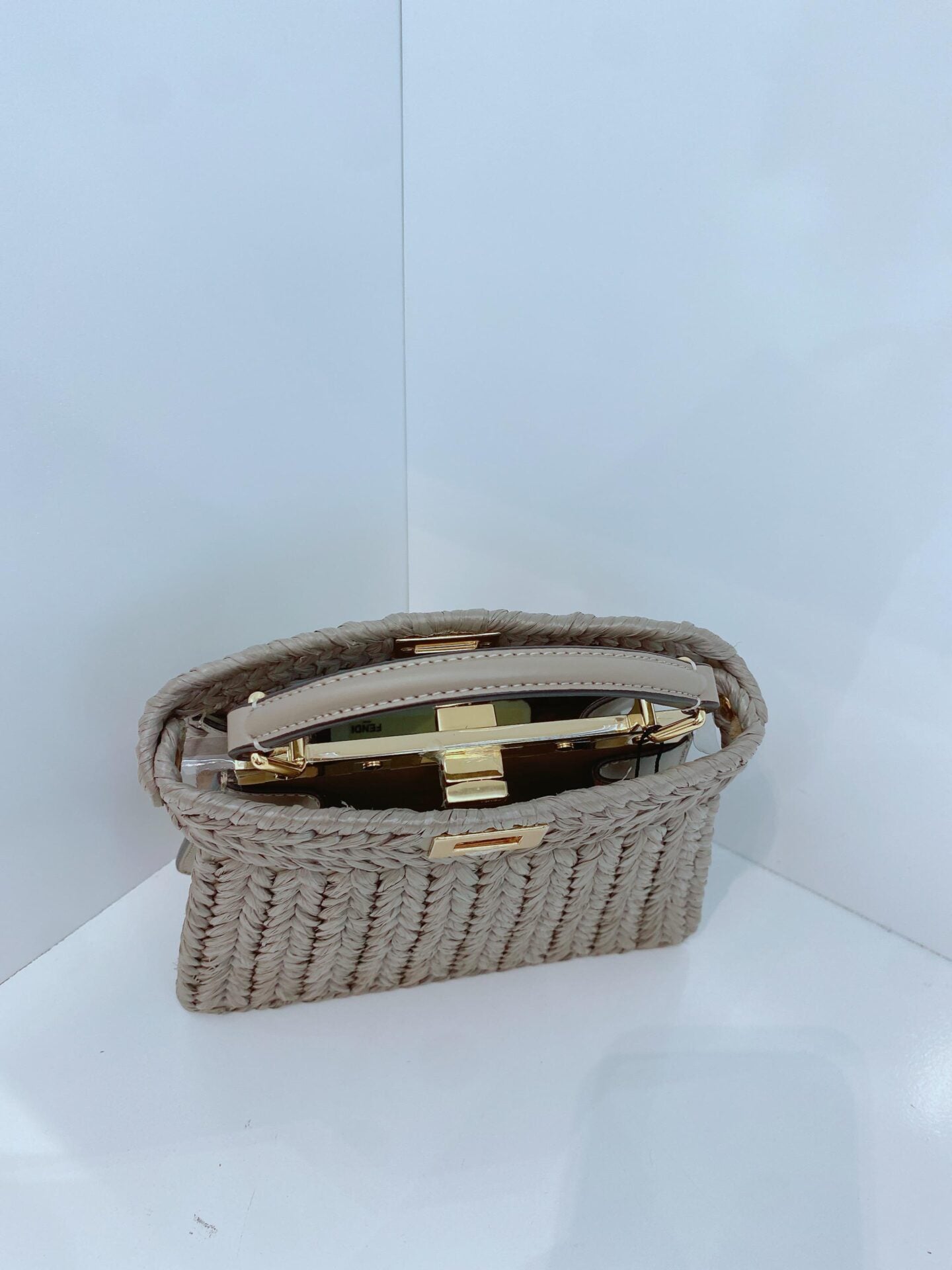 GRAY EMBROIDERED TORTORA CALF LEATHER ISEEU PETITE PEEKABOO