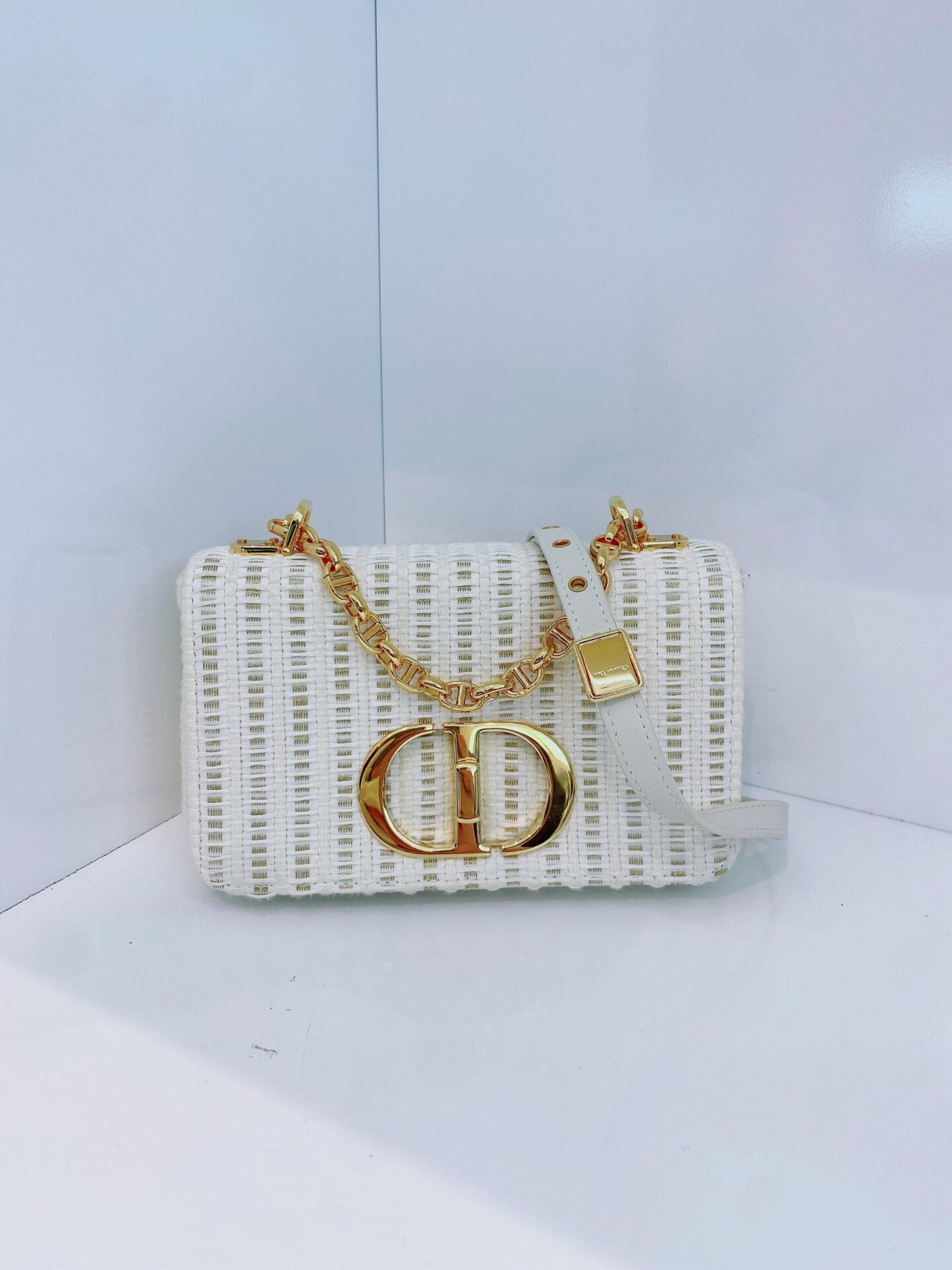 WHITE TWEED SMALL CARO BAG