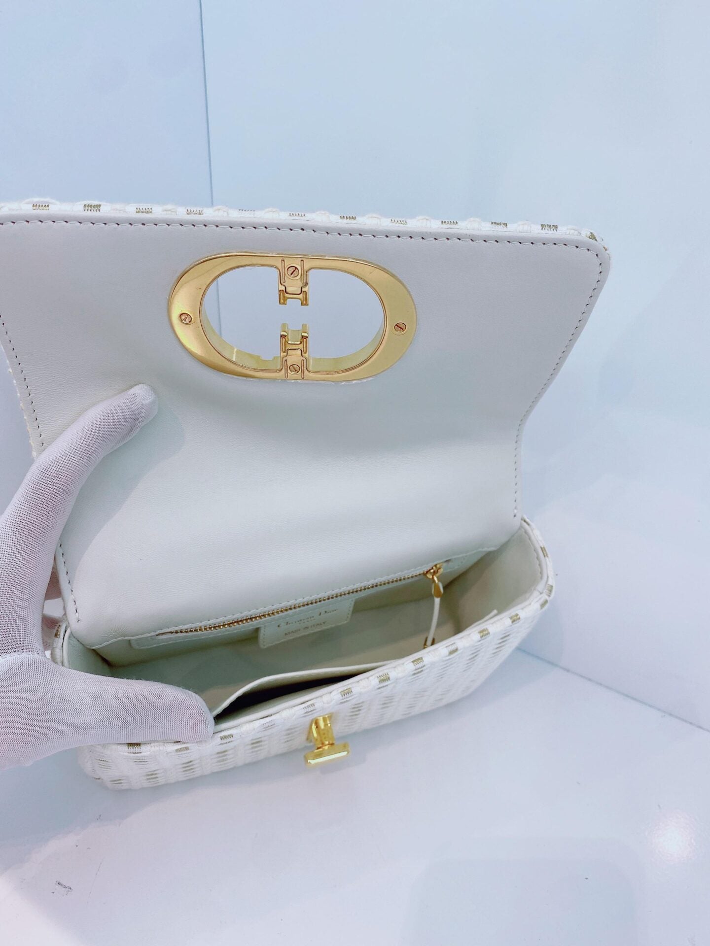 WHITE TWEED SMALL CARO BAG