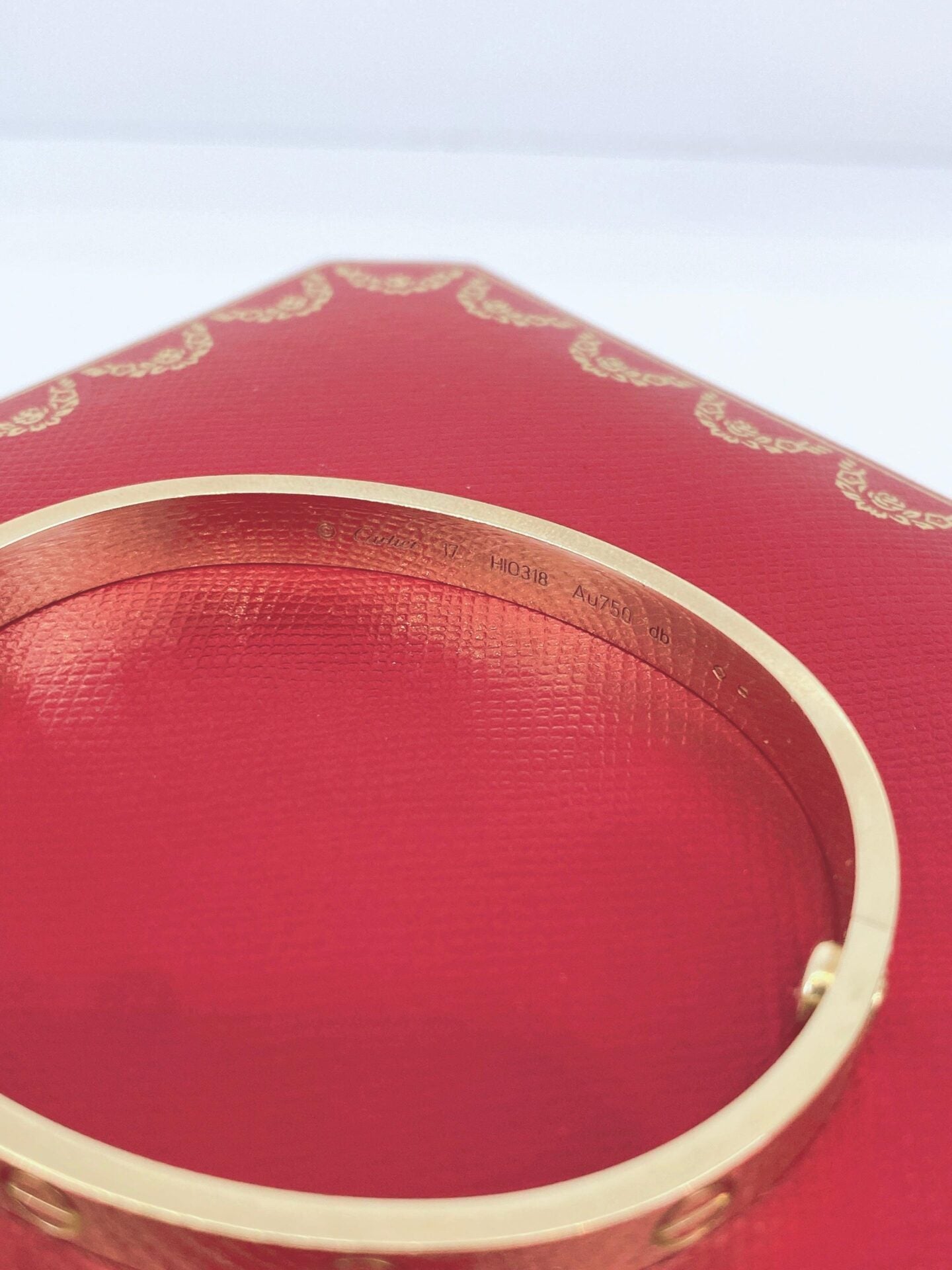 18K YELLOW GOLD LOVE BRACELET CLASSIC MODEL 17