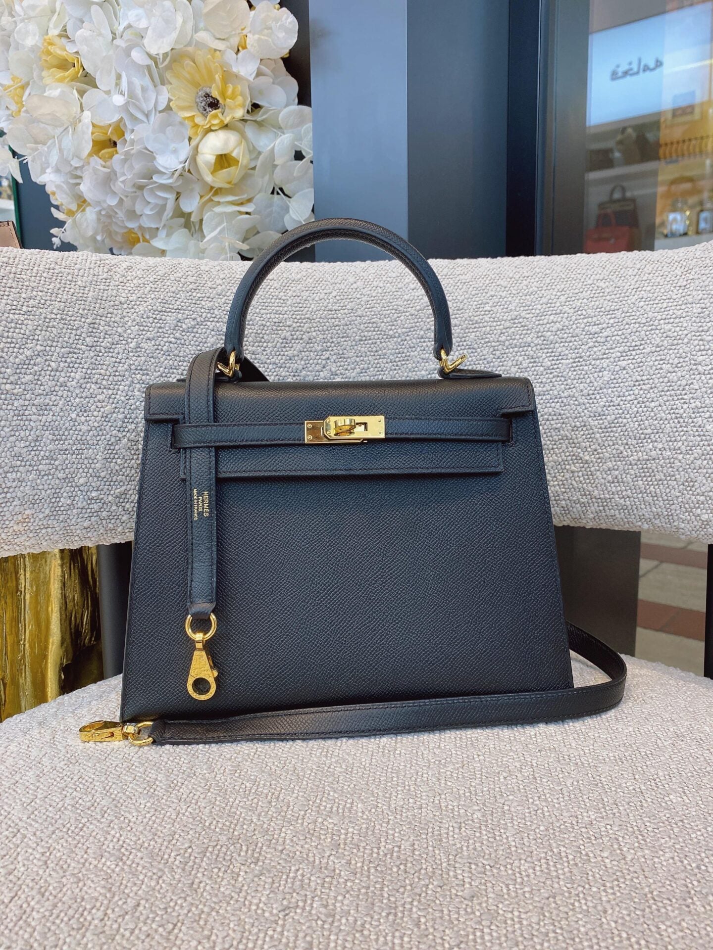 BLACK KELLY 25 EPSOM LEATHER GOLD HARDWARE