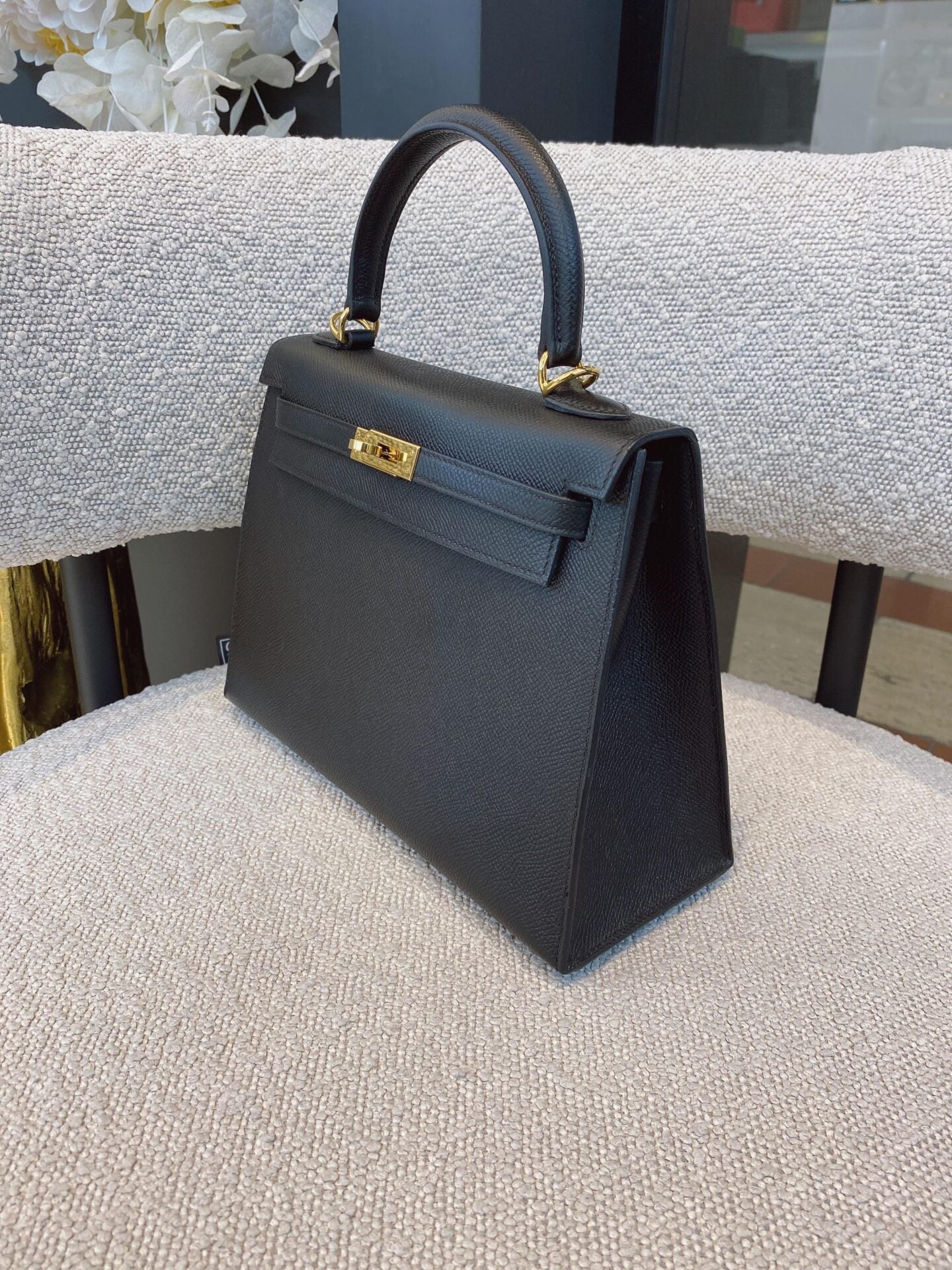 BLACK KELLY 25 EPSOM LEATHER GOLD HARDWARE