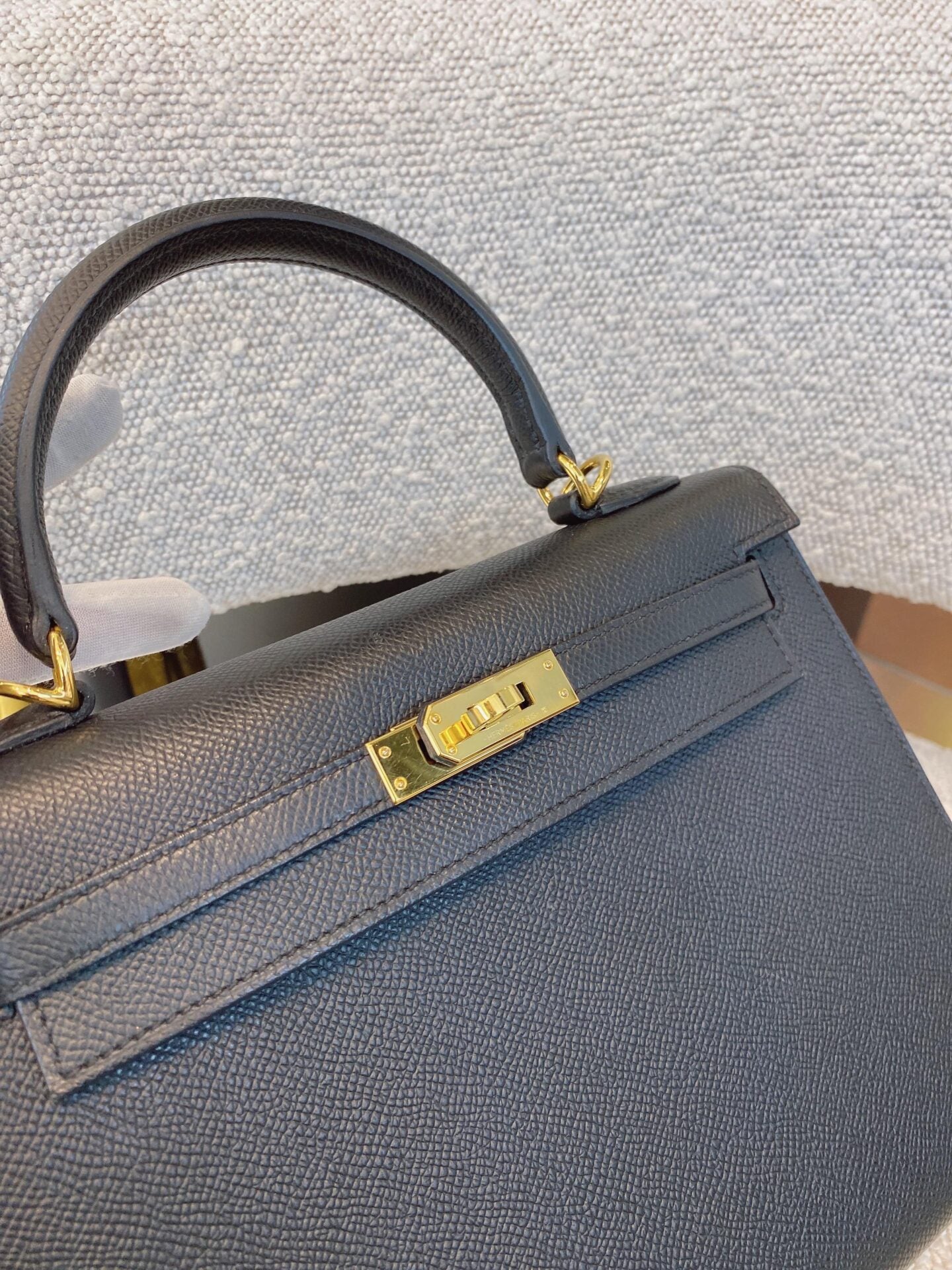 BLACK KELLY 25 EPSOM LEATHER GOLD HARDWARE