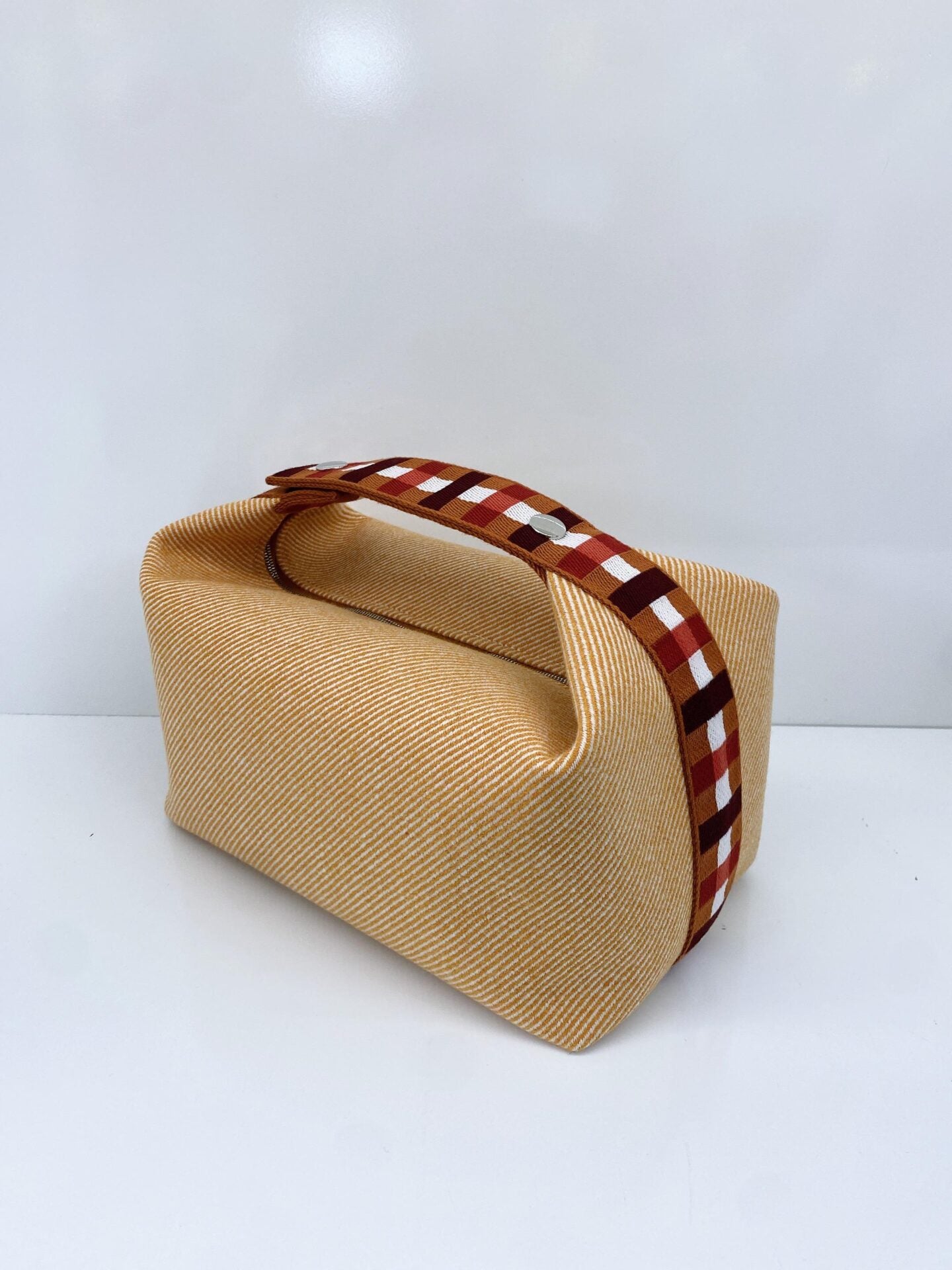 BICOLOR WOOL TWILL BRIDE-A-BRAC AU CARRE CASE, LARGE MODEL