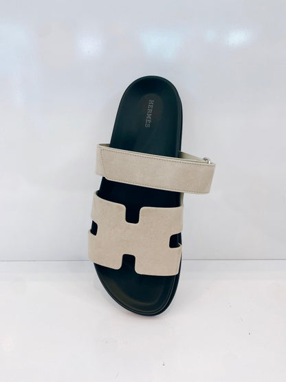BEIGE ESQUISSE SUEDE AND CALFSKIN LEATHER CHYPRE SANDALS 43
