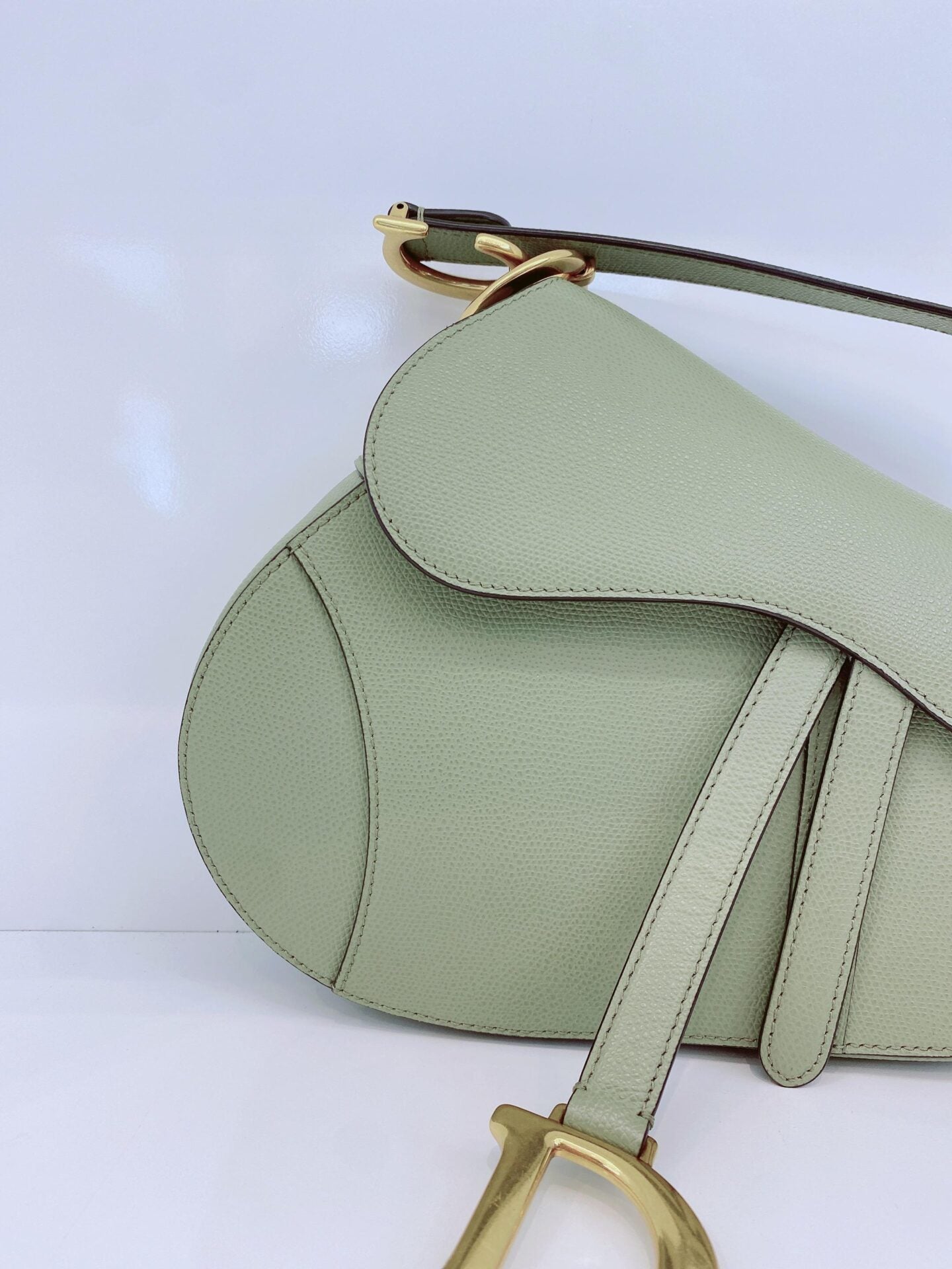 GRAINED LEATHER MEDIUM SADDLE BAG AND ADJUSTABLE EMBROIDERED SHOULDER STRAP