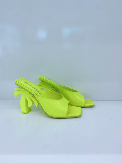 GREEN PALM DETAILED HEELED SANDALS 37