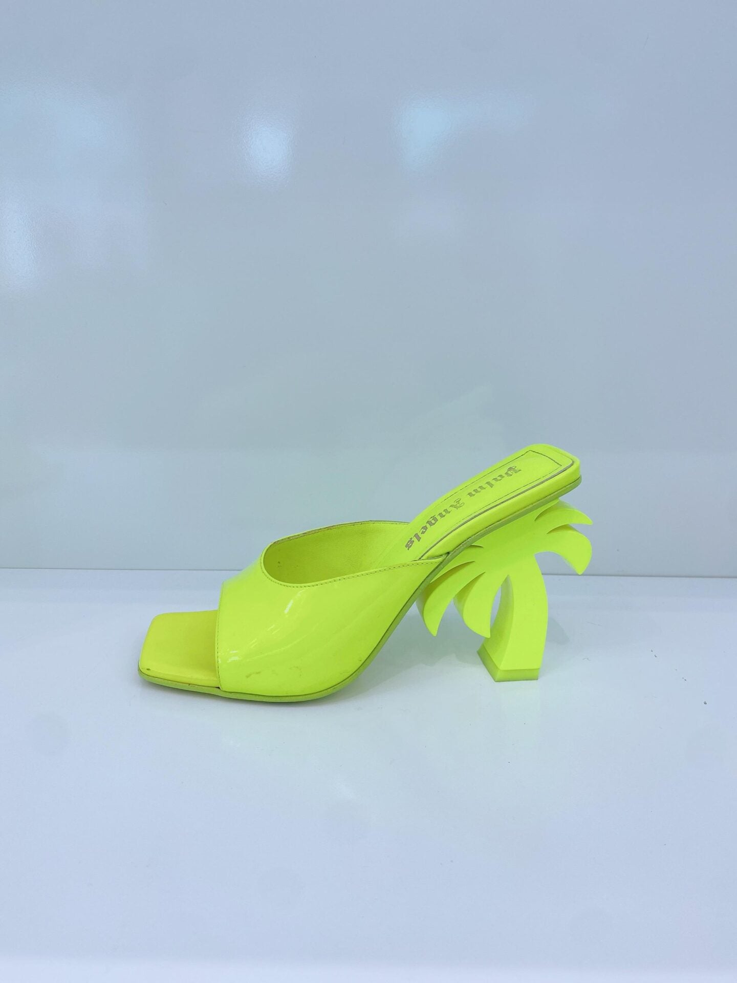 GREEN PALM DETAILED HEELED SANDALS 37
