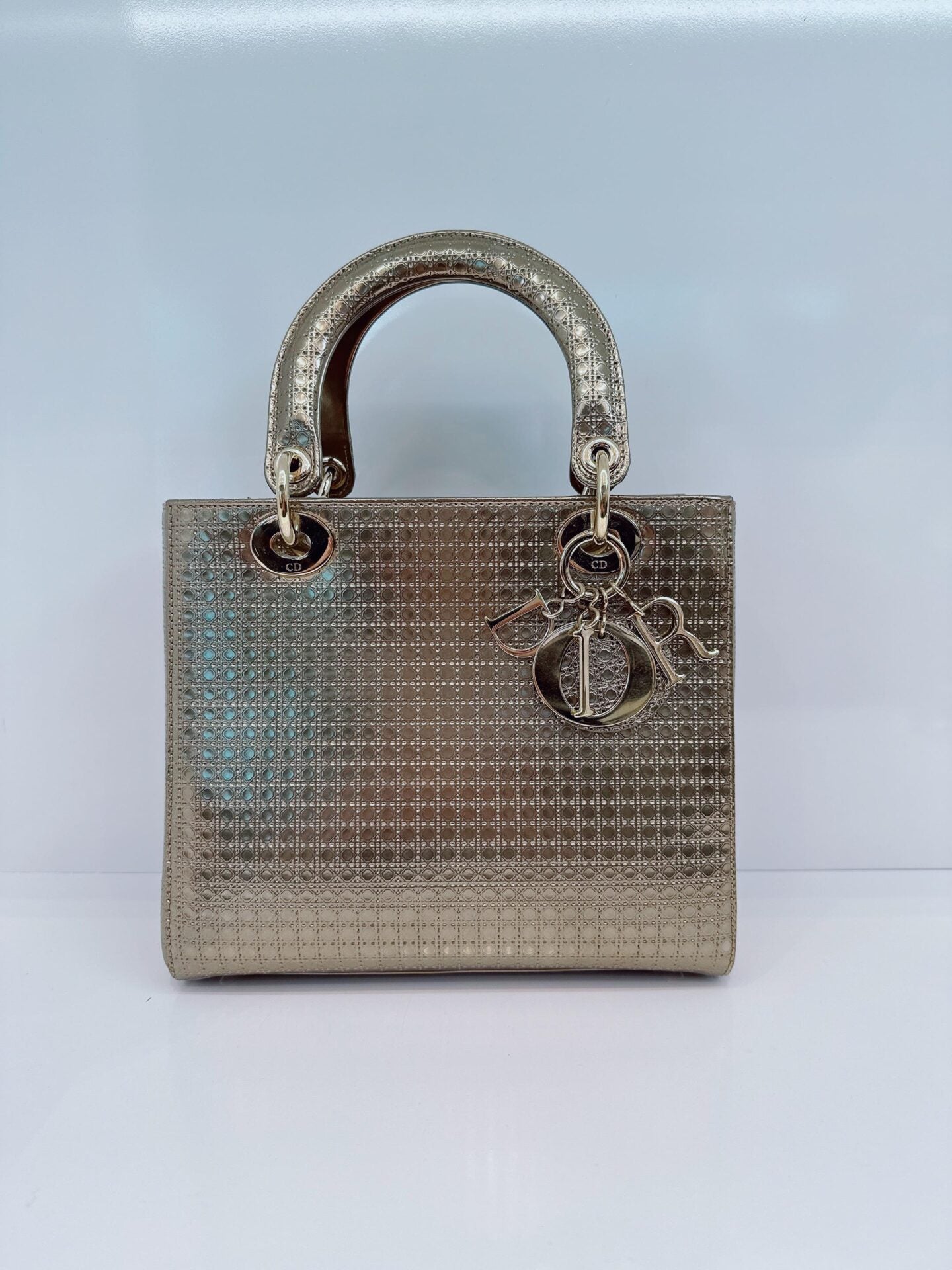 ROSE GOLD MICROCANNAGE MIRRORED LEATHER MEDIUM LADY DIOR TOTE BAG