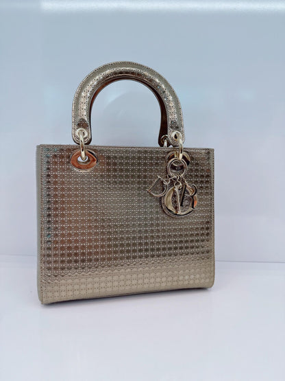 ROSE GOLD MICROCANNAGE MIRRORED LEATHER MEDIUM LADY DIOR TOTE BAG