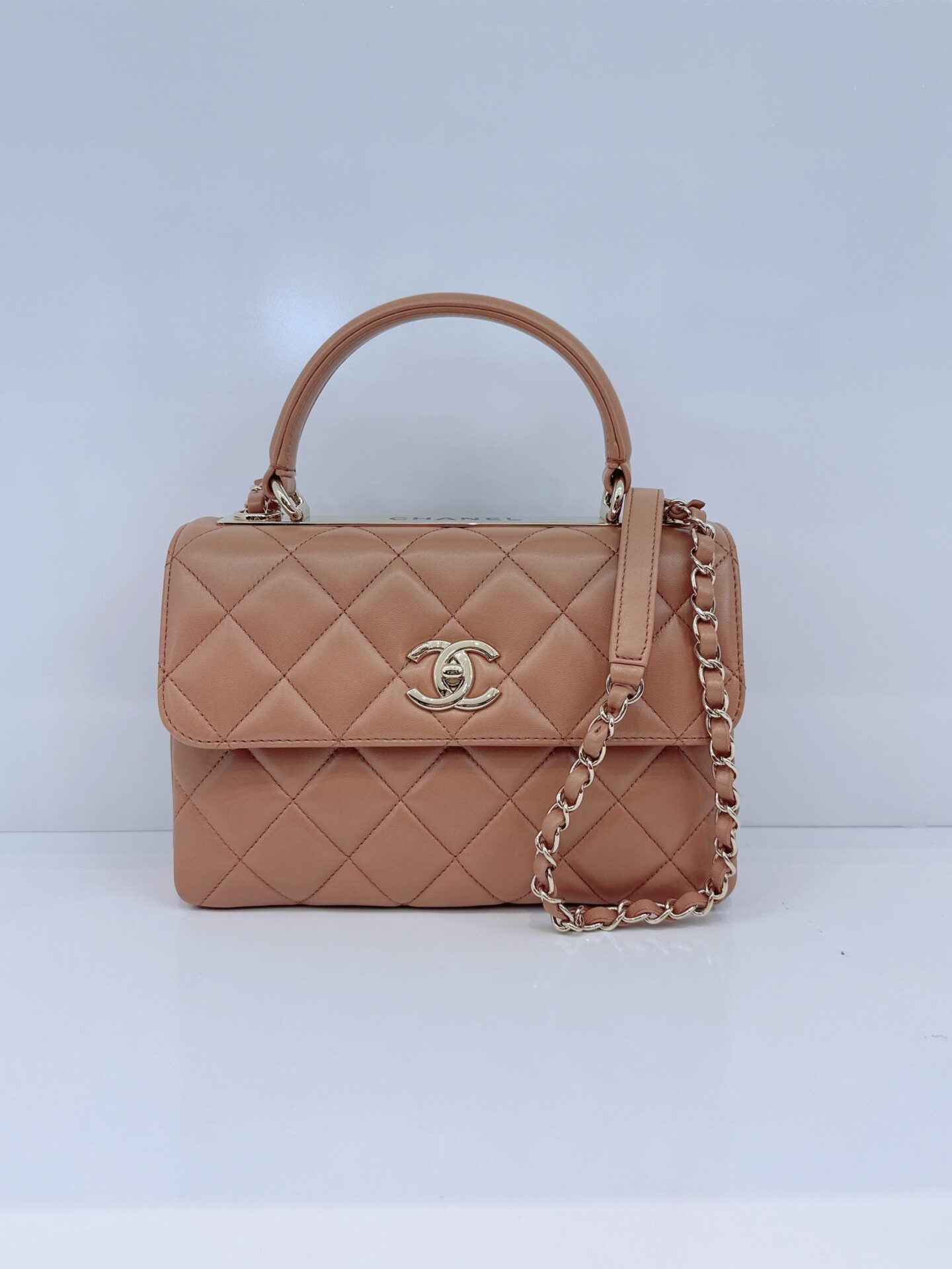 CAMEL LAMBSKIN QUILTED SMALL TRENDY CC HANDLE FLAP BAG