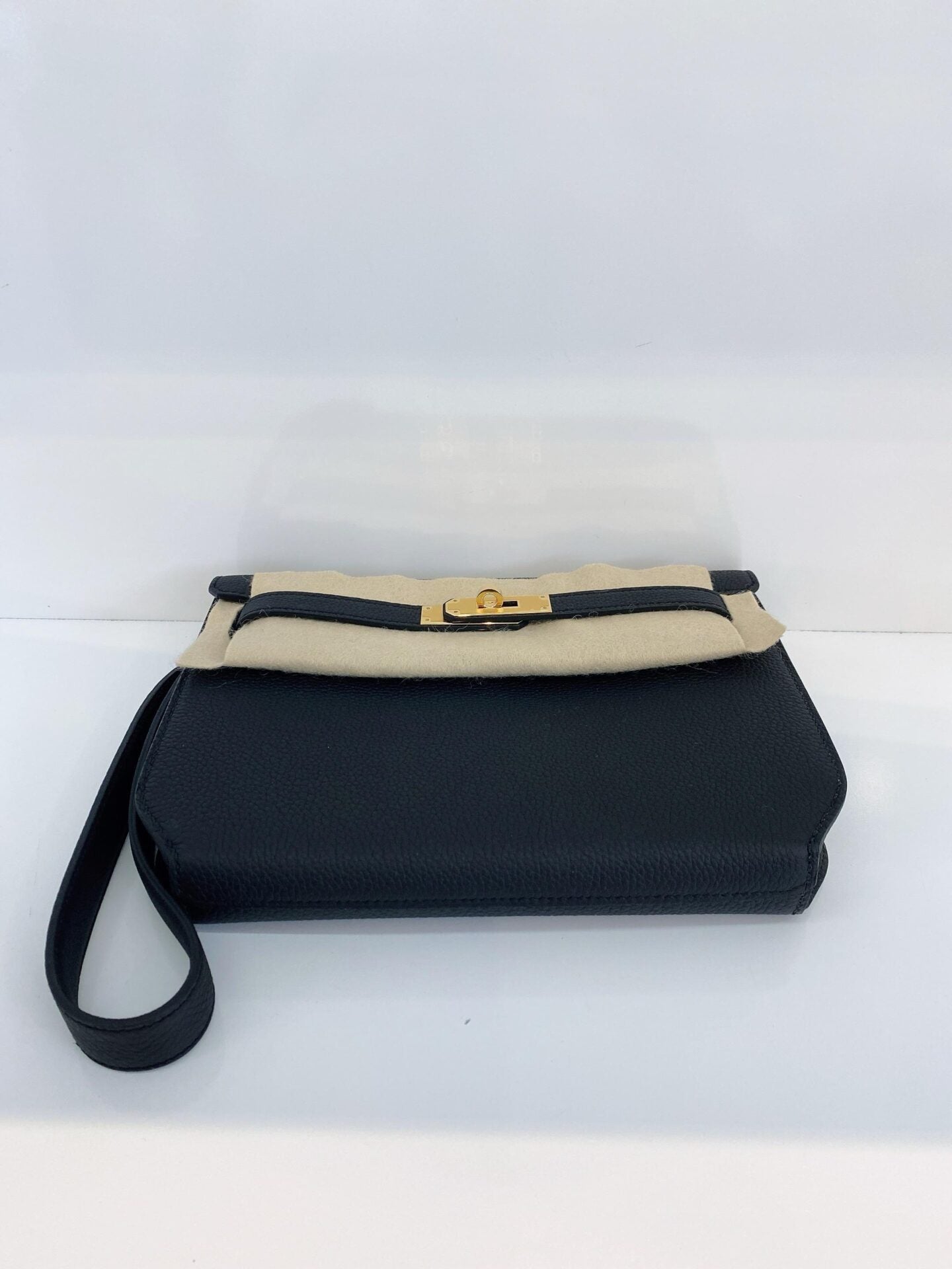 BLACK KELLY 25 DEPECHES TOGO LEATHER GOLD HARDWARE