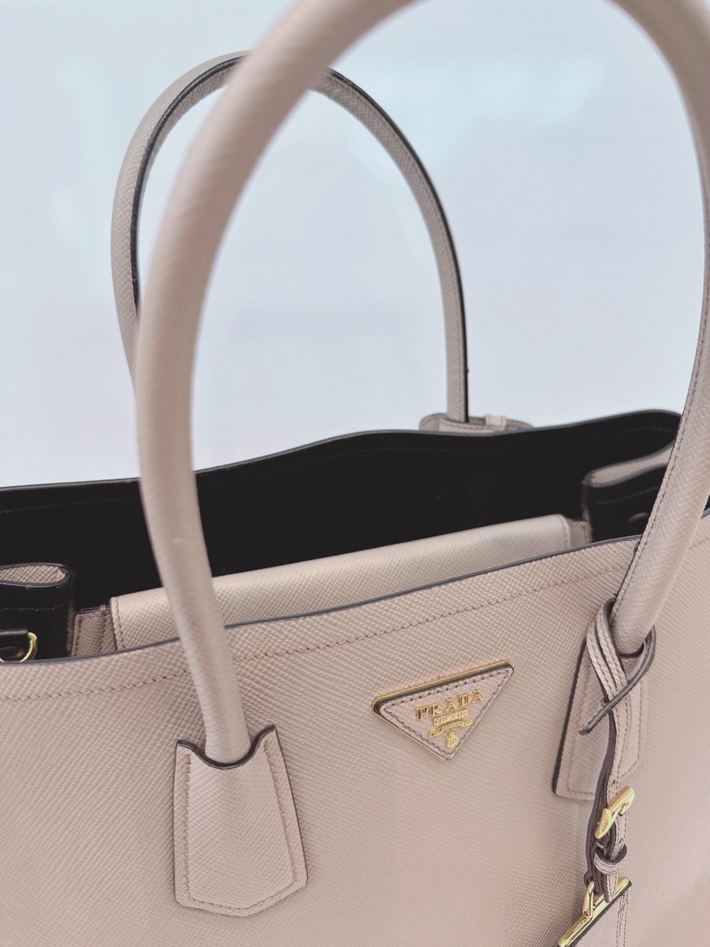 LIGHT GRAY DOUBLE SAFFIANO LEATHER TOTE BAG