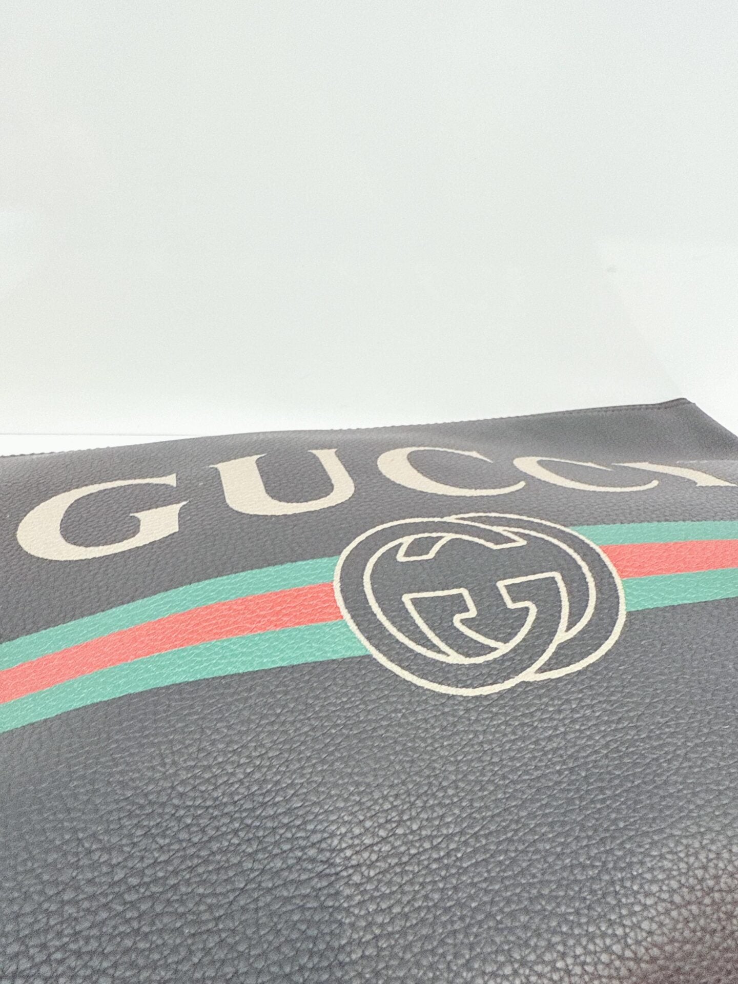 BLACK LOGO WEB ZIP POUCH