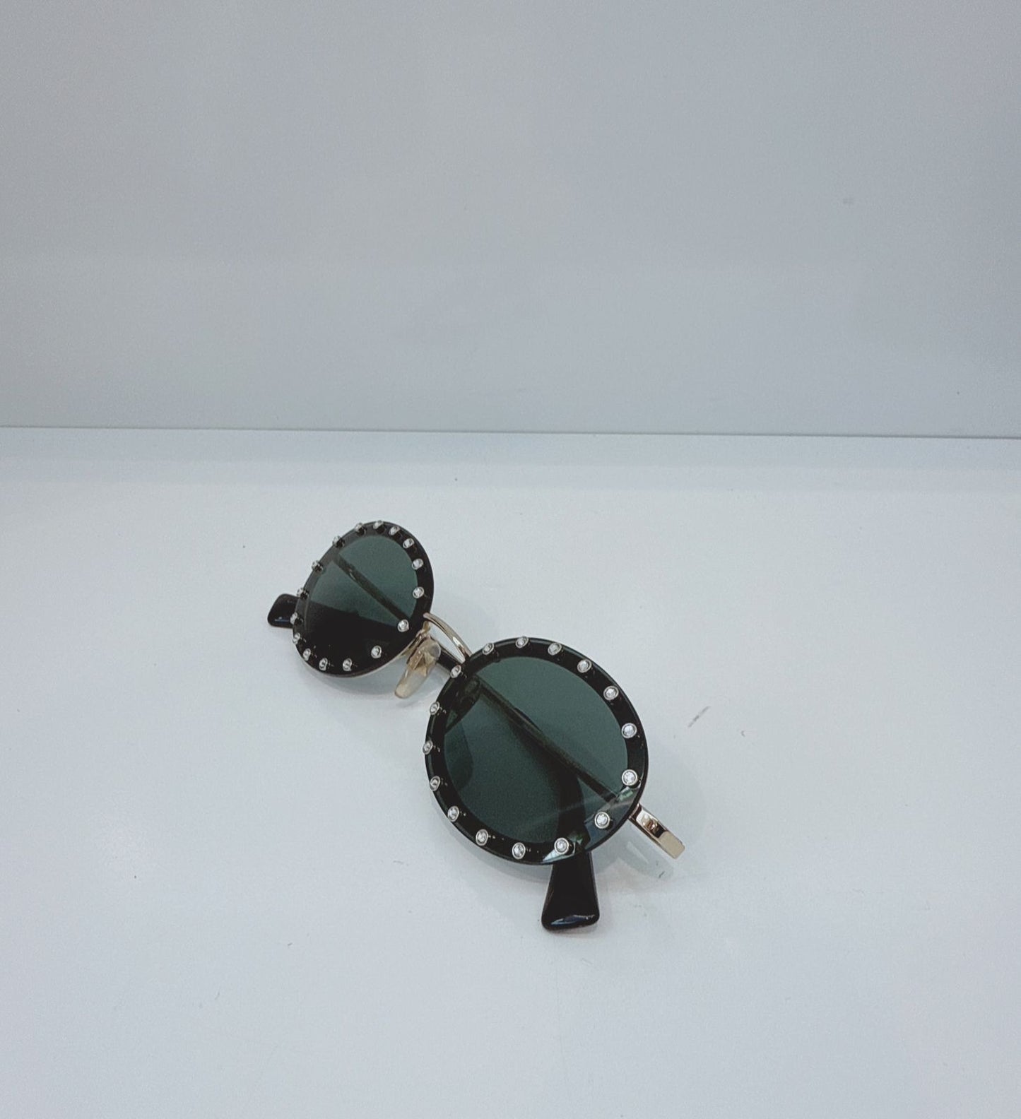 BLACK GOLD TONE RIMLESS ROUND VA2027 3003771 SUNGLASSES