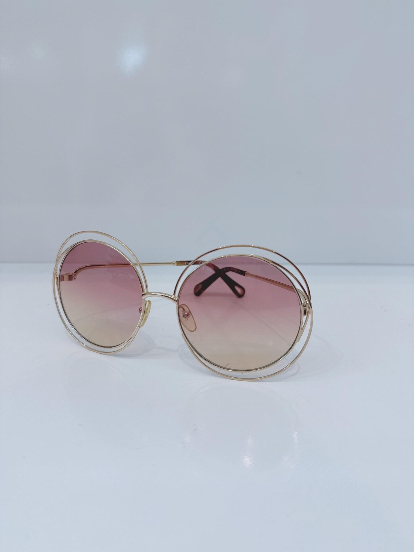 GOLD CARLINA OVERSIZED ROUND CE114S 702 135 SUNGLASSES