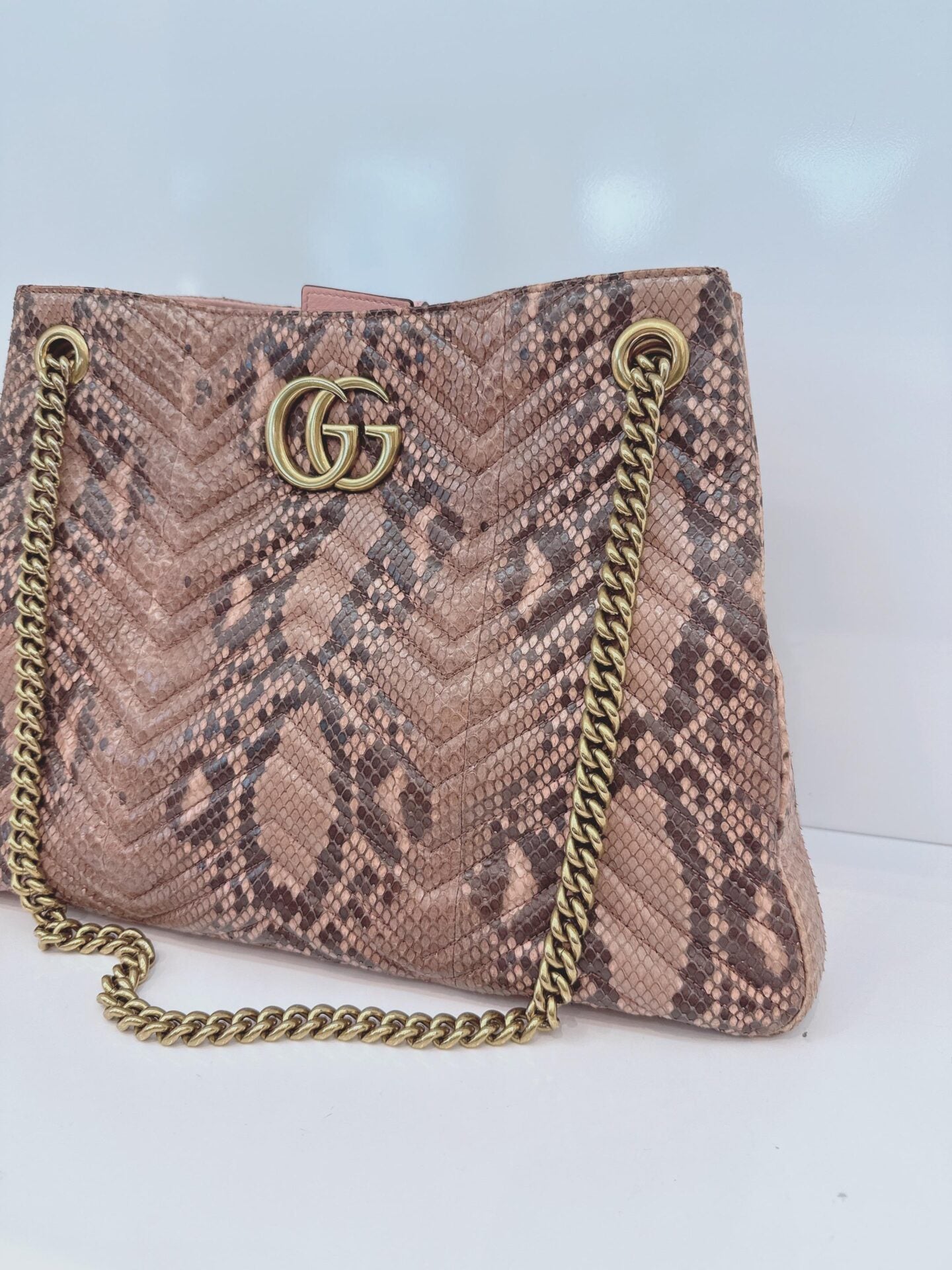 PINK BEIGE PYTHON MEDIUM MARMONT MATELASSE TOTE BAG