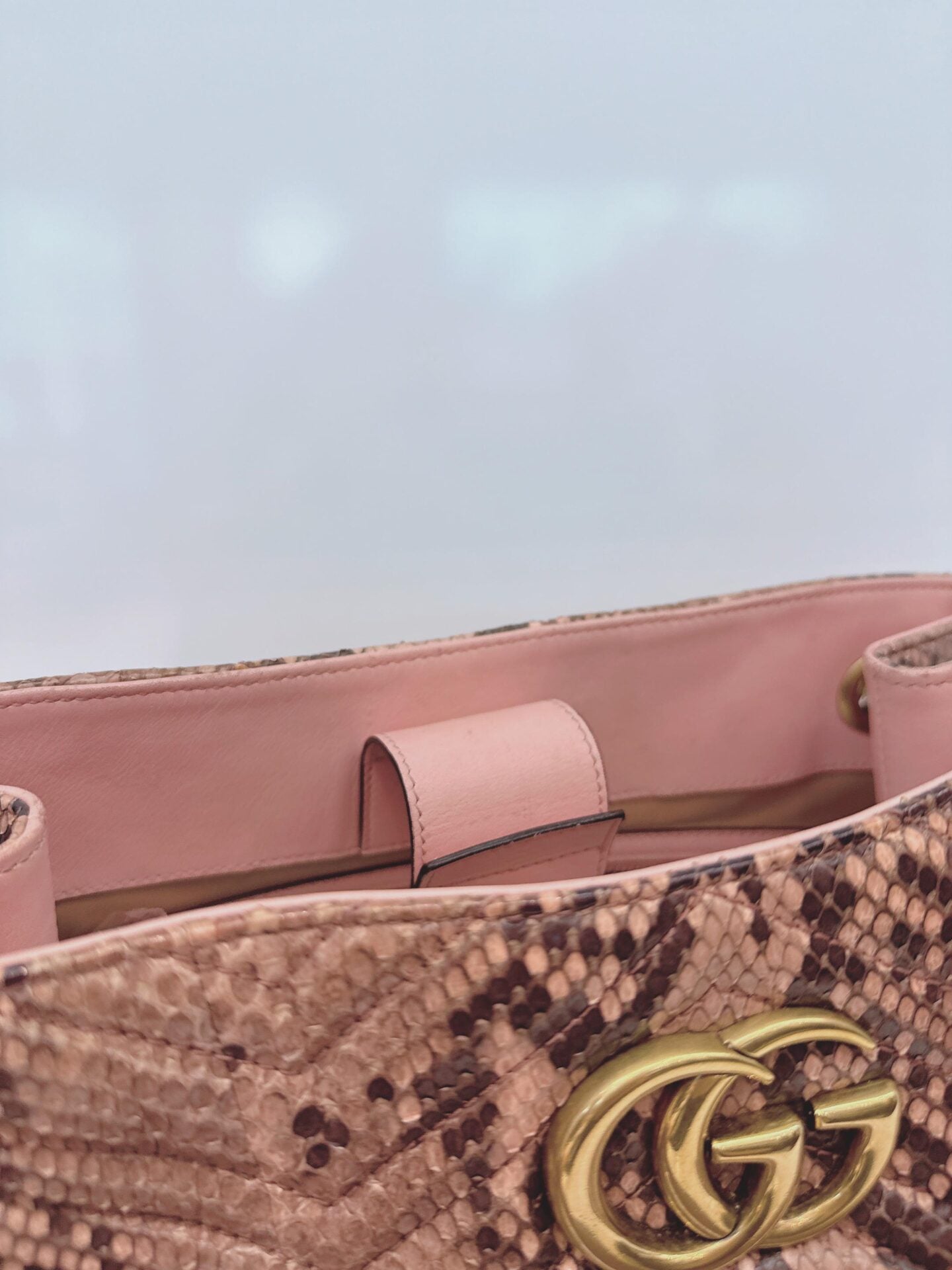 PINK BEIGE PYTHON MEDIUM MARMONT MATELASSE TOTE BAG